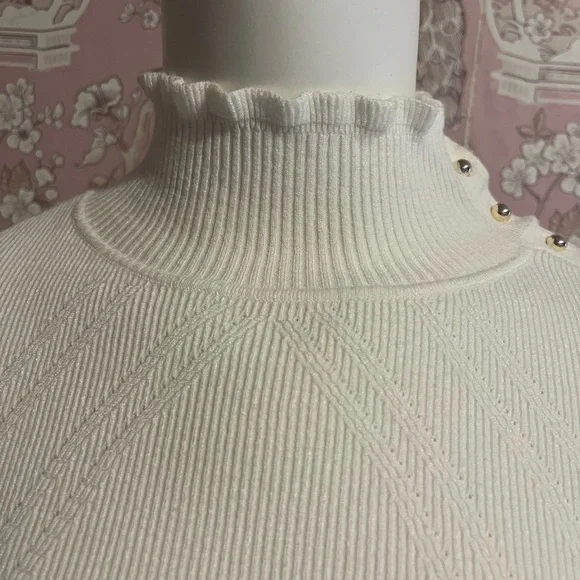 White House Black Market mock turtleneck lightweight sweater - Picture 5 of 7